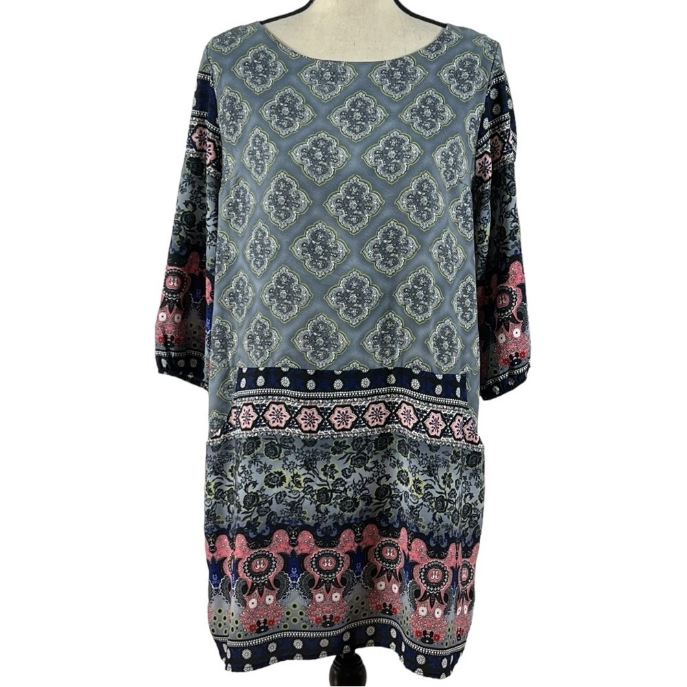 Renee c. Knee length shirt dress with two front pockets size large